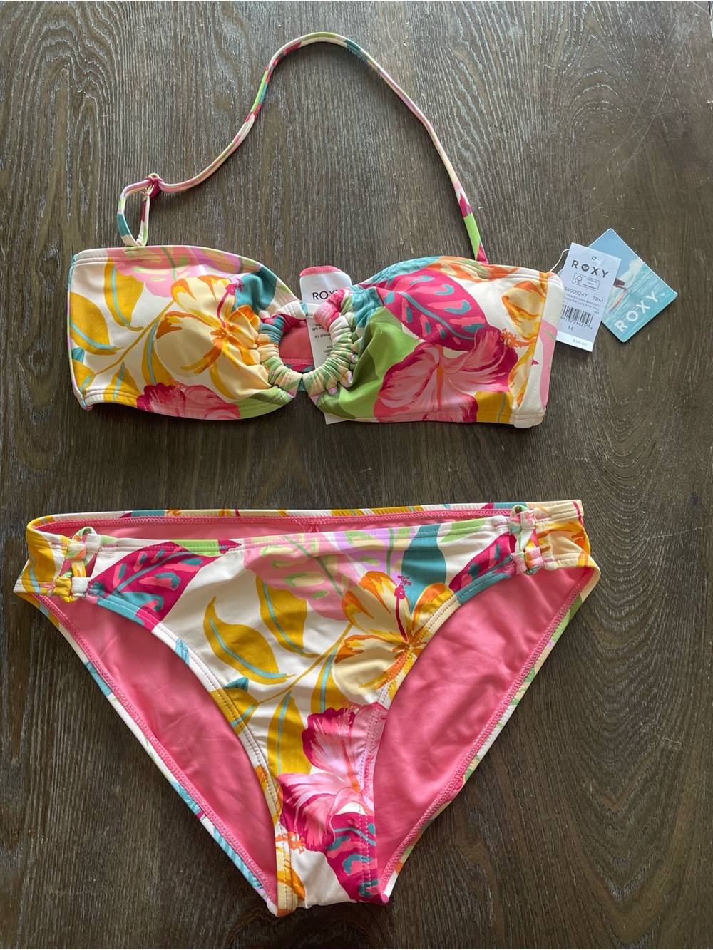 NWT Roxy Bikini Set Tropical Floral Pink and Yellow Size Medium Removable Straps